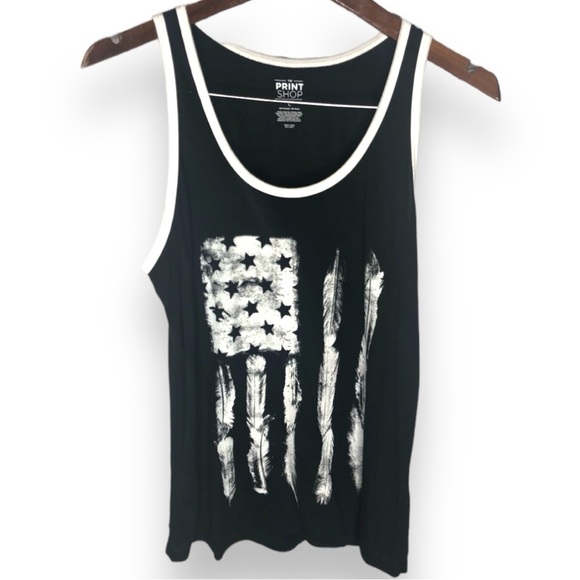 Black and White Feather Patriotic Flag Tank Top - Picture 1 of 4